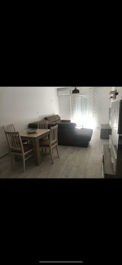 بودفا Apartment Elena المظهر الخارجي الصورة